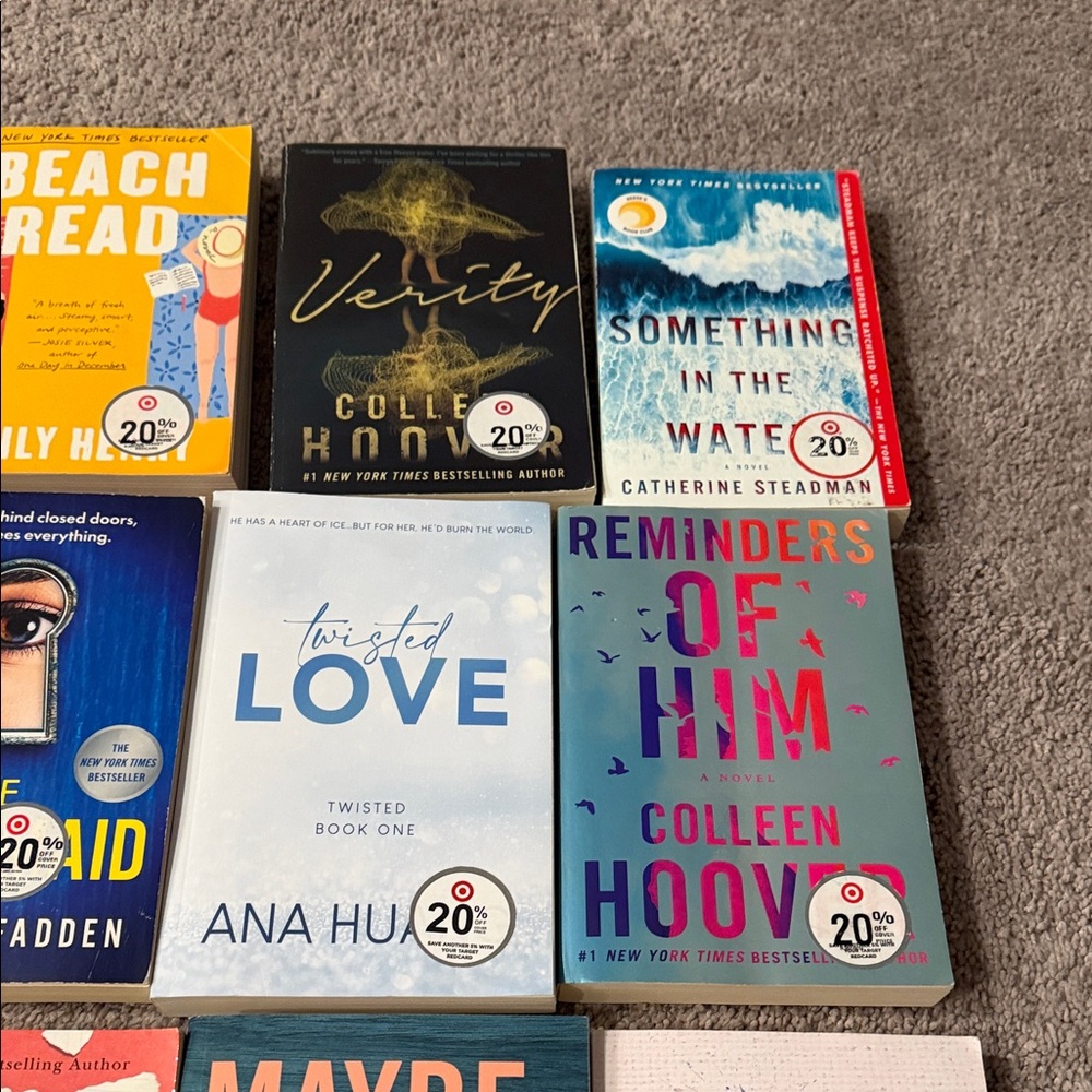 Assorted Book Collection - Picture 5 of 6